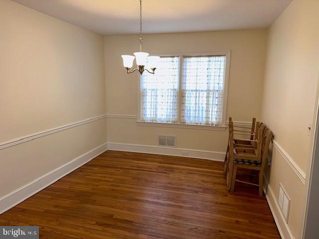 Building Photo - 615 N Washington St