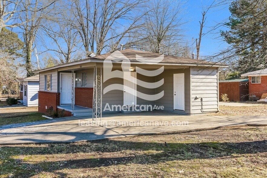 Building Photo - 5005 Gum Springs Rd