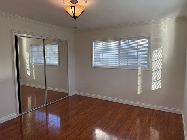 Building Photo - Private HOME 3bed/2 bath + POOL in Woodland Hills! NO OTHER UNIT ON THE PROPERTY!!!!