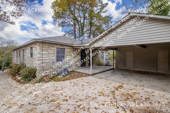 Building Photo - 2221 Blackwood Rd