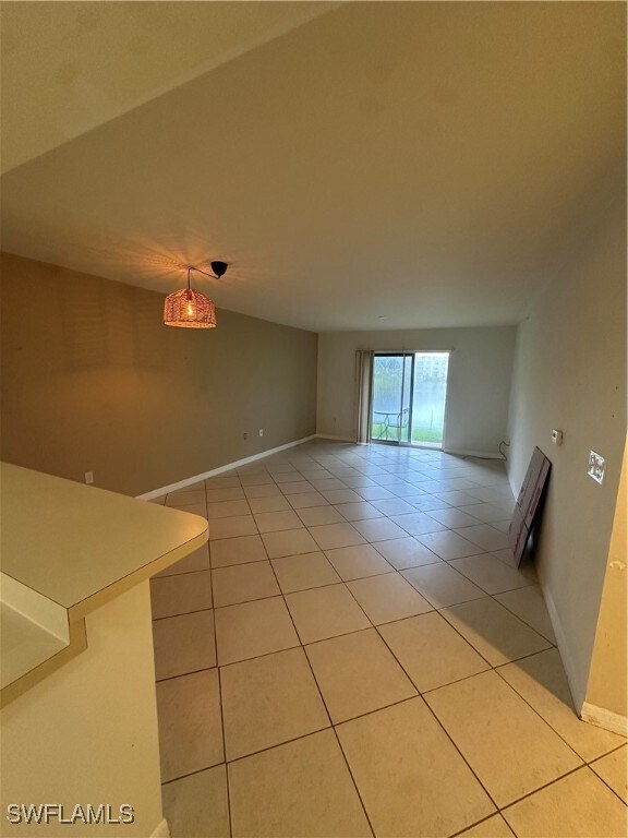 Building Photo - 8234 Key Royal Cir