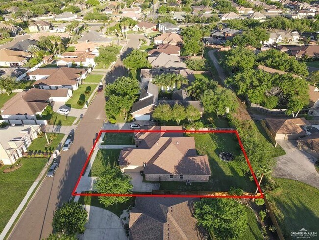 Building Photo - 29 Barcelona Blvd