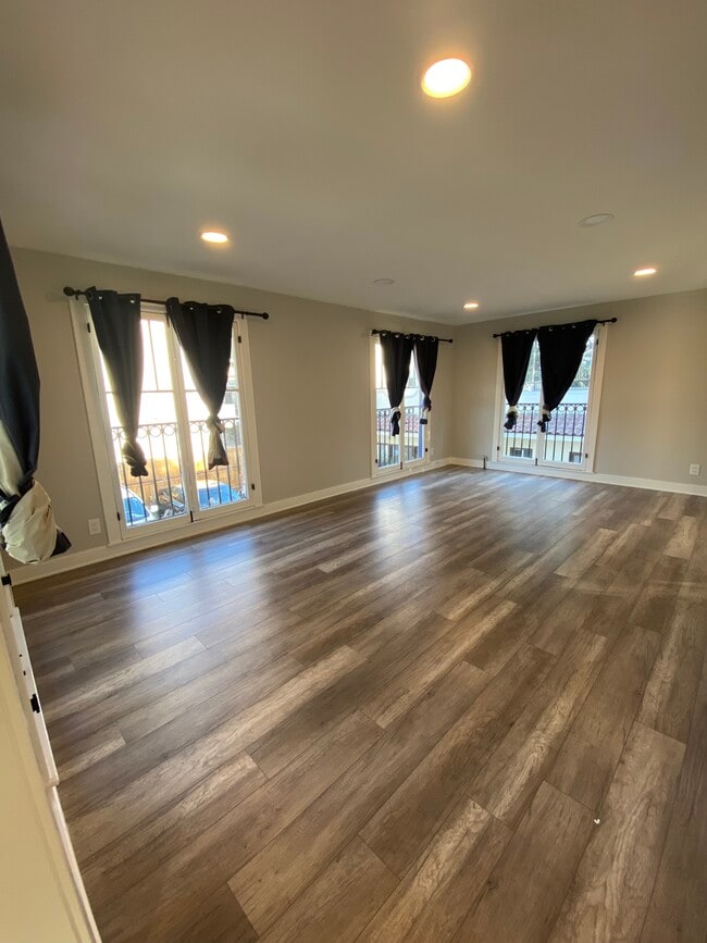 Living Room - 1357 E Orange Grove Blvd