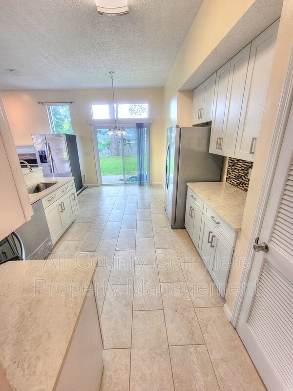 Building Photo - 433 Casheros Cove Dr