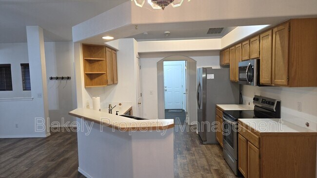 Building Photo - 2263 E Clarene St