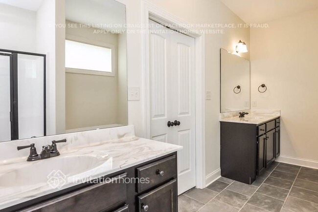 Building Photo - 42 Pappy Ln