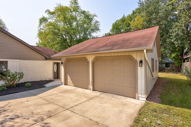 Building Photo - 7925 Otto St