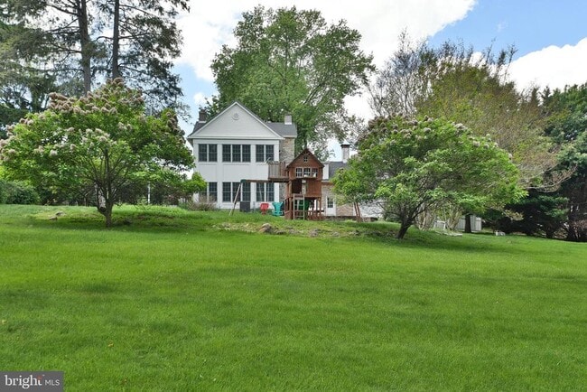 Building Photo - 966 Paige Ct