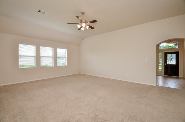 Building Photo - 2227 Leonetti Ln