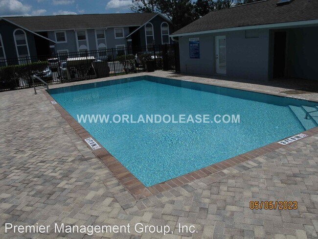 Building Photo - 3 br, 2 bath House - 4240 PERSHING POINTE ...