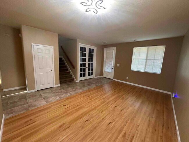 Building Photo - 7309 Sleepy Lagoon Dr