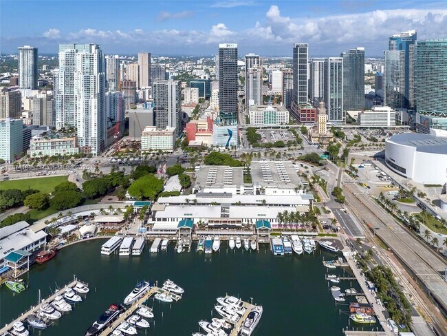 Building Photo - 159 NE 6th St