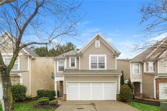 Building Photo - 744 Mountain Laurel Dr