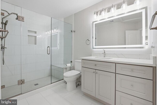 Building Photo - 18136 Hayloft Dr