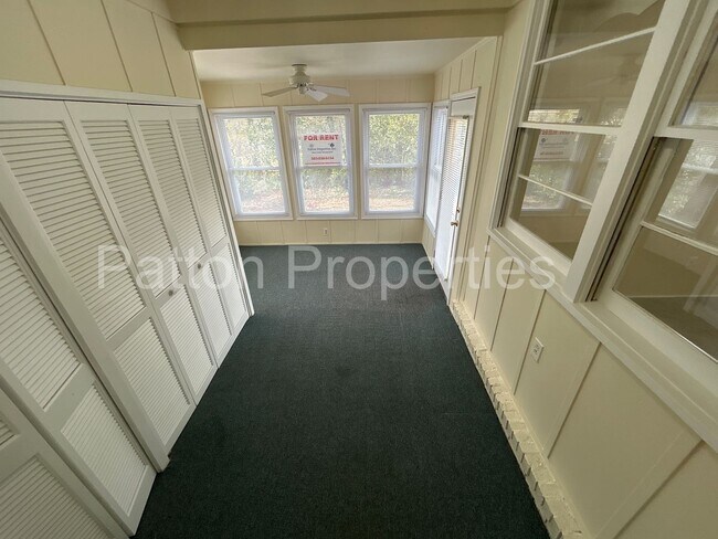 Building Photo - Saluda Gardens Home