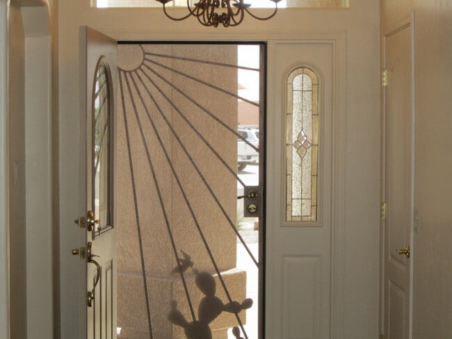 Building Photo - 2172 Tahoe Pl