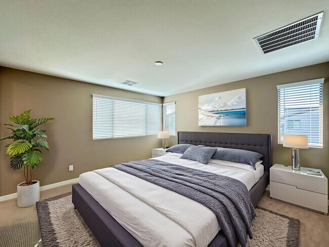 Building Photo - Inspirada Town Center