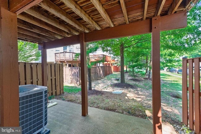 Building Photo - 5902 Ians Way