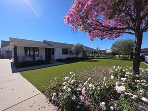 Building Photo - ***Just Reduced*** 5-Bedroom, 2-Bathroom home located in Azusa, CA!