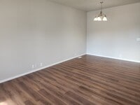 Building Photo - 2716 Stonecrop Ridge Grove