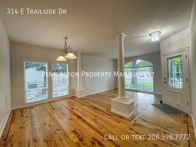 Building Photo - 314 E Trailside Dr