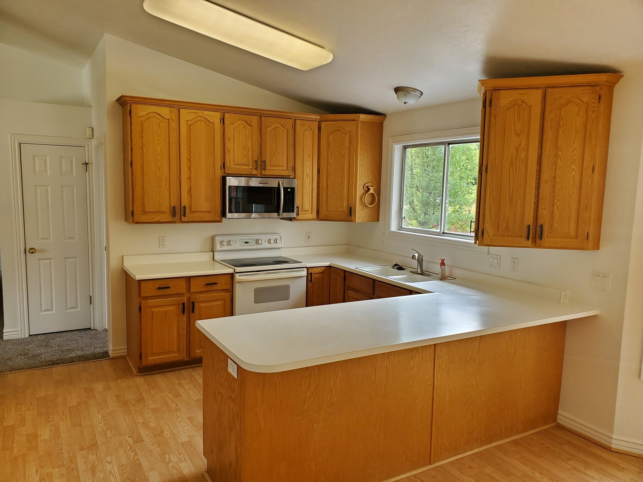 Building Photo - 4785 Dorilee Dr