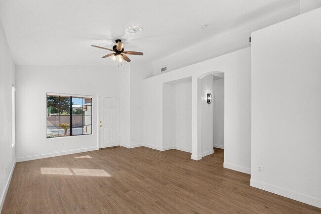 Building Photo - 20415 N 37th Ave