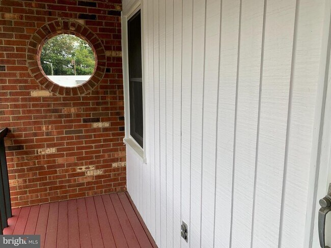 Building Photo - 111 Green St