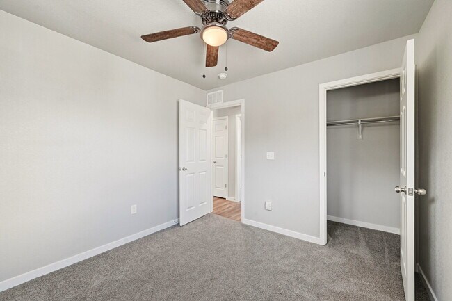 Building Photo - $2,245.95, 3 bed, 2.5 bath, located in Colorado Springs with a Balcony