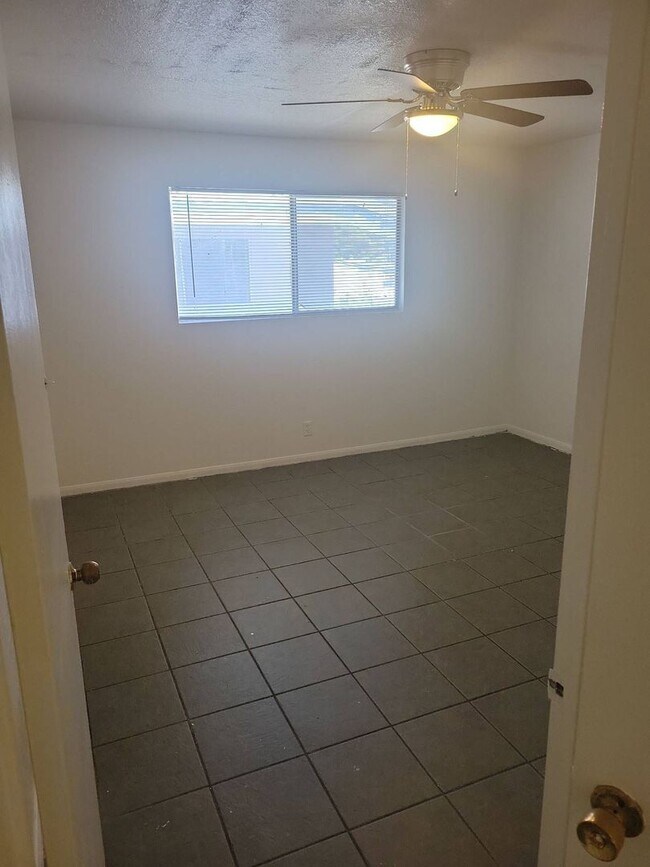 Building Photo - Affordable 2-Bedroom – Section 8 Accepted