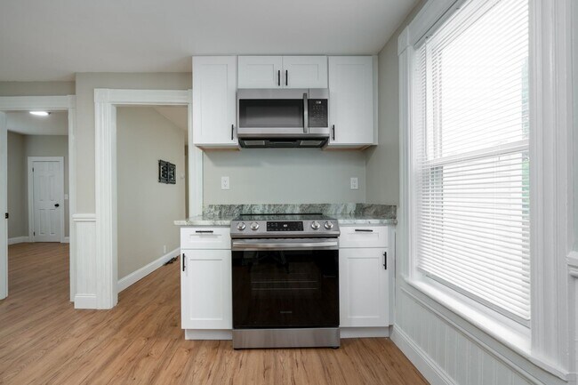 Building Photo - 124 Huntington Ave