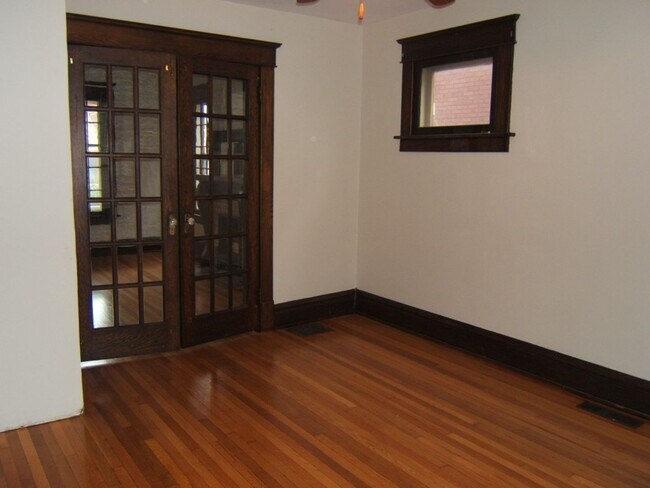 Building Photo - 172 Frambes Ave