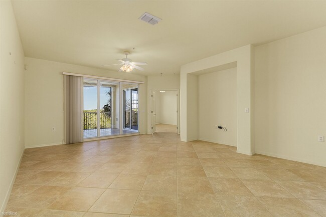 Building Photo - 2 br, 2 bath Condo - 20031 Sanibel View Ci...