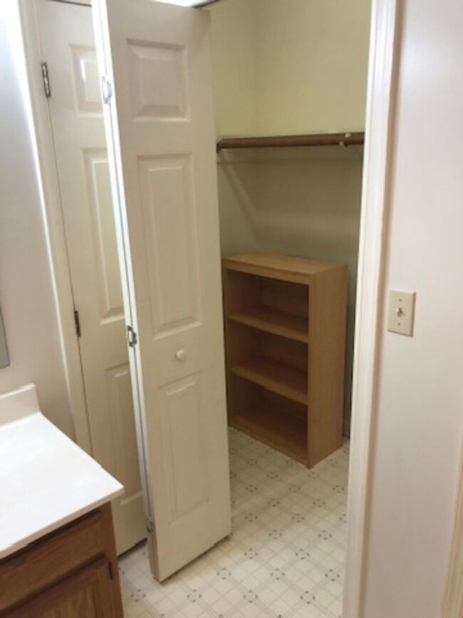 Building Photo - Great 3BR/2BA Townhouse in Mill Creek
