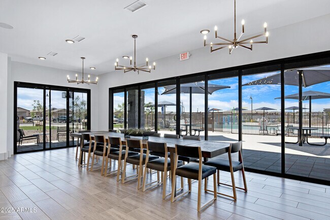 Building Photo - 30450 Sage St