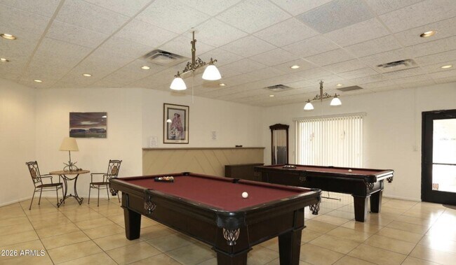 Building Photo - 7950 E Camelback Rd