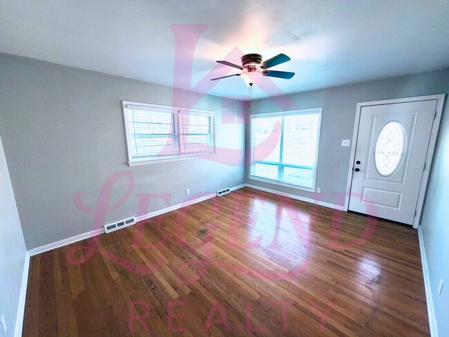 Building Photo - 3720-3722 Brown Road