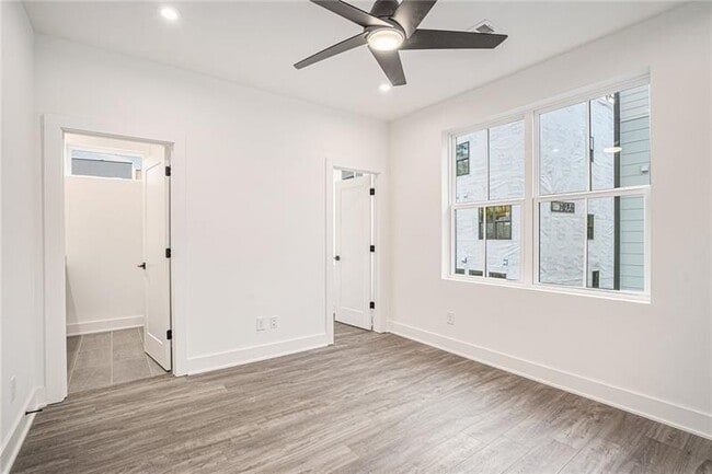 Building Photo - 1823 Gotham Ln NE