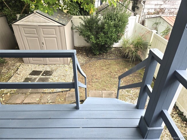 Building Photo - 90 Firwood Rd