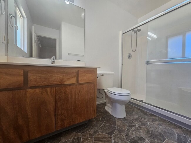 Building Photo - Available Now in Kelseyville Riviera