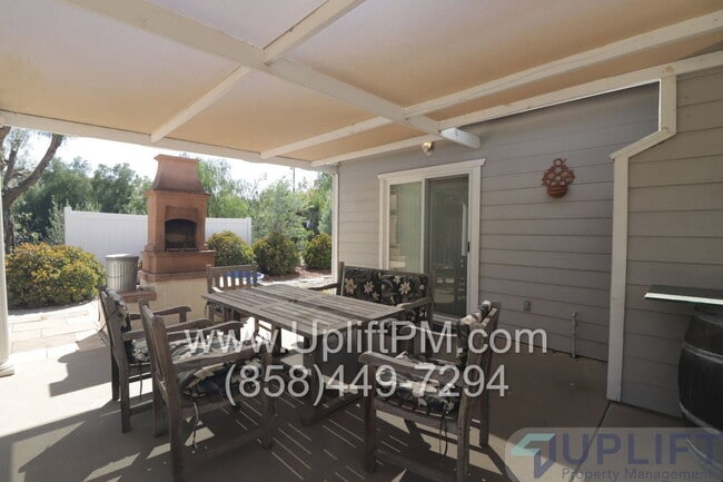 Building Photo - 22845 Vista Ramona Rd