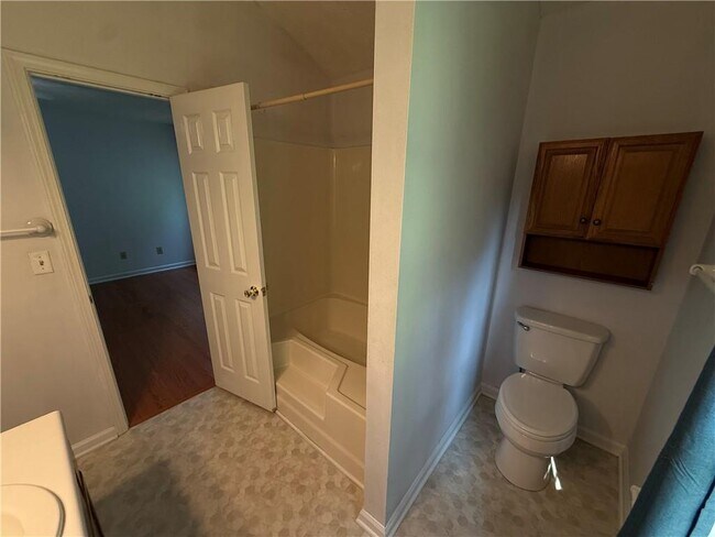 Building Photo - 3897 Saddlecreek Dr