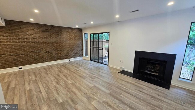 Building Photo - 11922 Escalante Ct