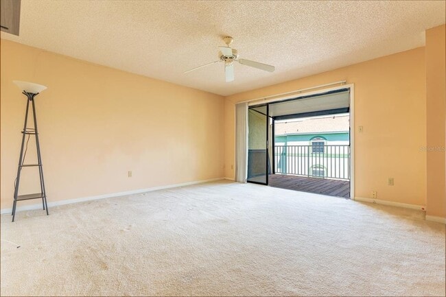 Building Photo - 745 Pinellas Bayway S