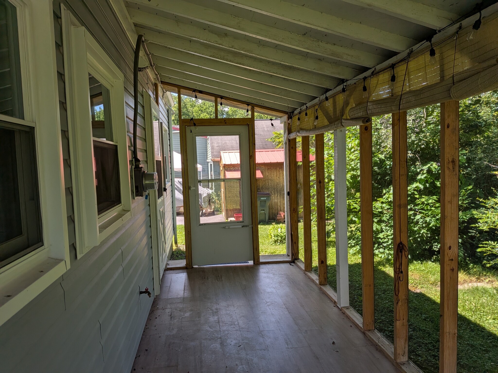Rear Screened Porch - 309 W Main St