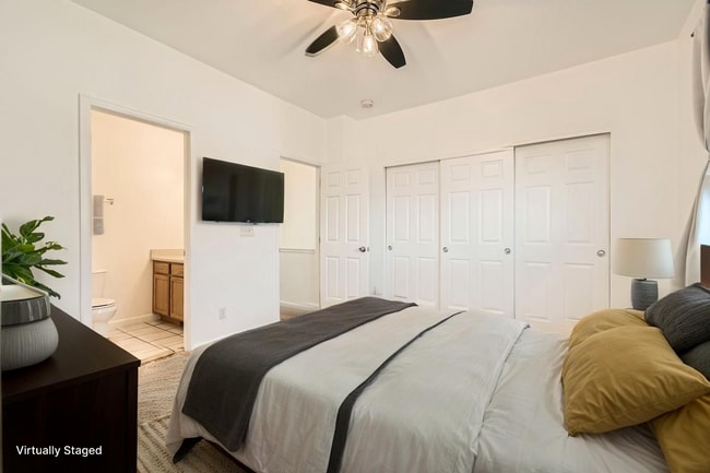 Building Photo - Modern 2-Bed Townhouse with Private En-Suites, Parking for 3 Cars  & Community Amenities