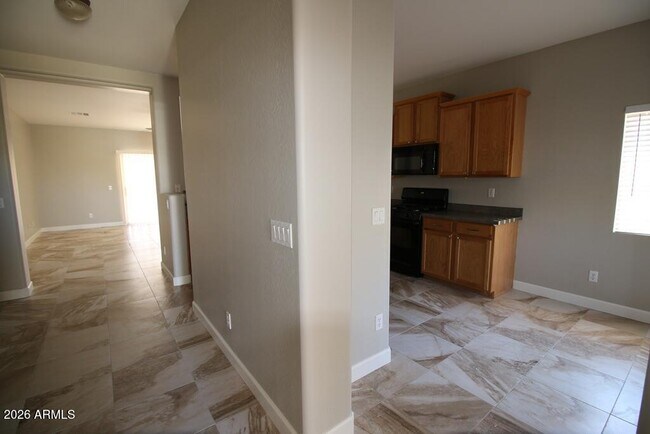 Building Photo - 15225 W Shaw Butte Dr