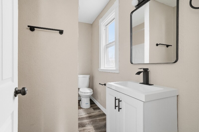 Building Photo - 105 Elmont St