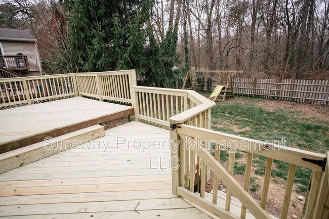 Building Photo - 57 Lady Diana Cir