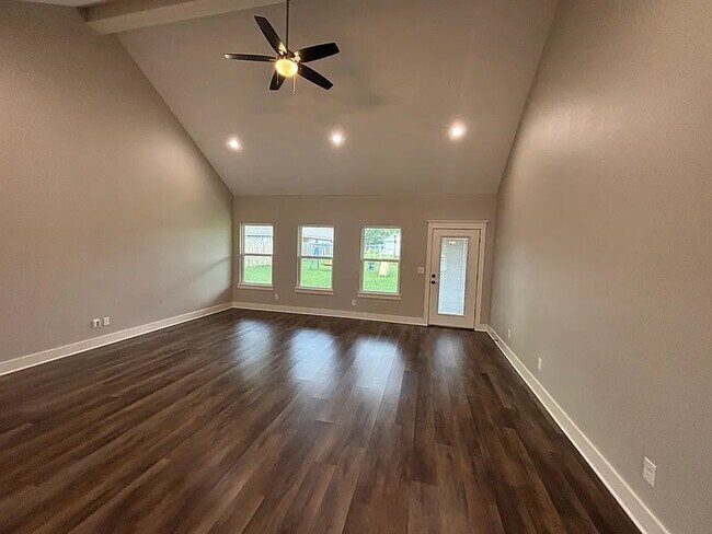 Building Photo - 455 Cedar Hl Lp